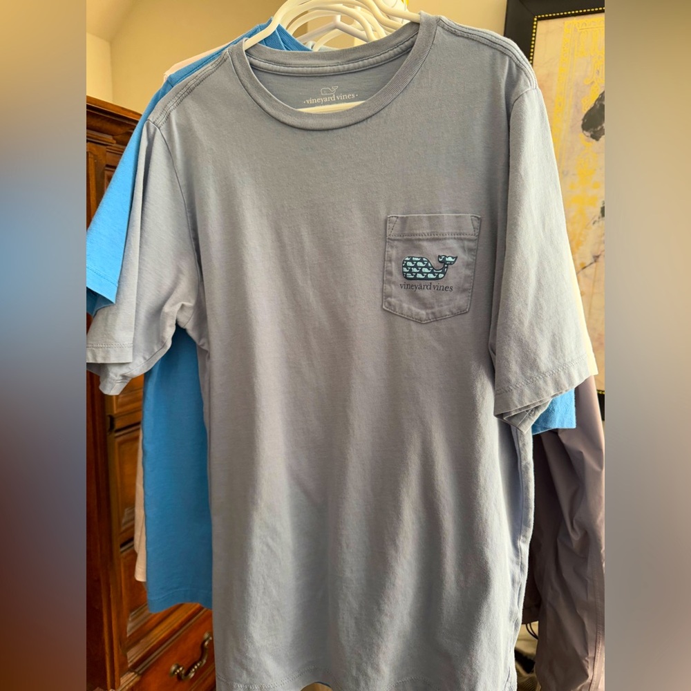 Boys, Medium Vineyard Vines, short sleeve T-shirt